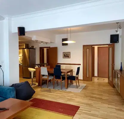 Photo 3 — 4-bedroom apartment in Sofiya, Centyr