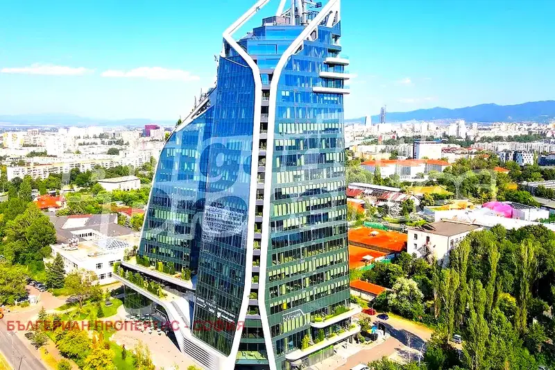 4-bedroom apartment in Sofiya, Dianabad