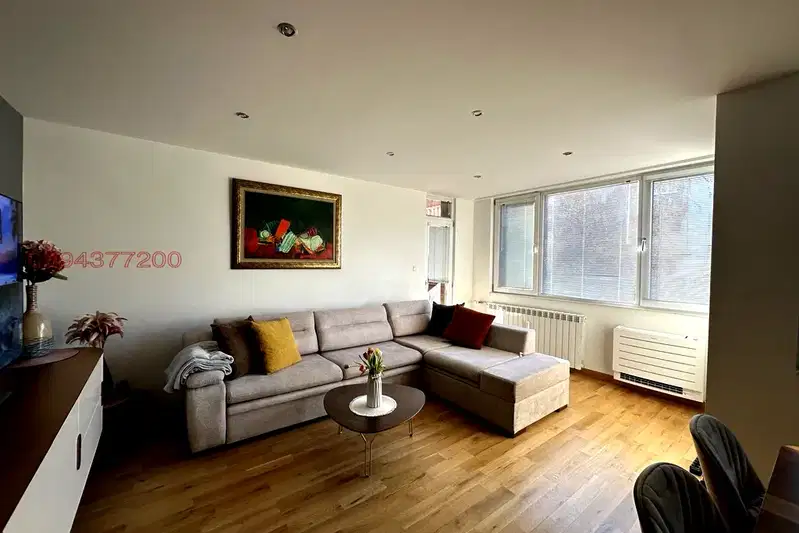 3-bedroom apartment in Sofiya, Dianabad