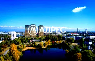 Тристаен апартамент с тераса в Дружба 1, София