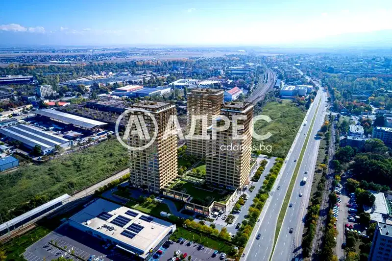 4-bedroom apartment in Sofia, Drujba 1
