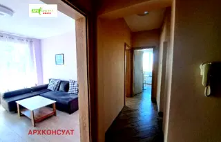 Двустаен апартамент с голяма тераса в Изток, София