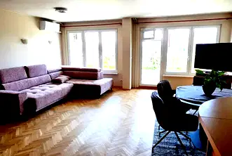 Тристаен апартамент с гараж в кв. Изток, София