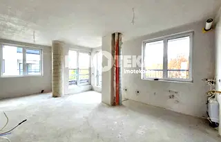 Тристаен апартамент с южно изложение в Кръстова вада, София