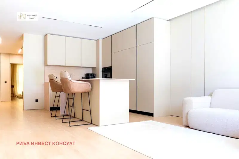 3-bedroom apartment in Sofiya, Krystova Vada