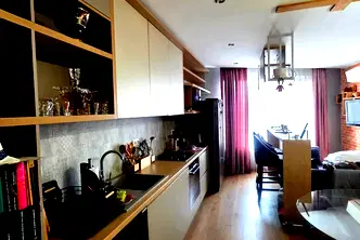 Четиристаен апартамент с паркоместа в Левски Г, София