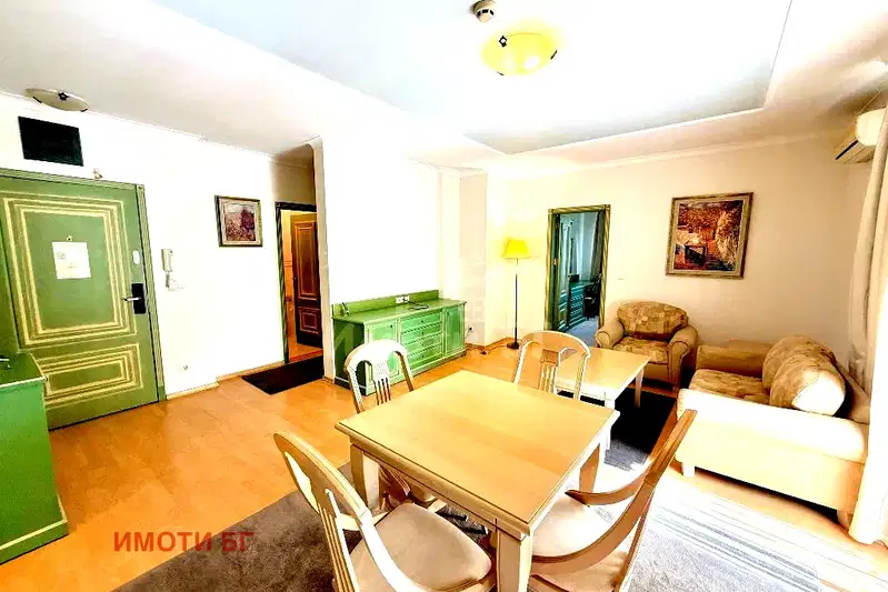 3-bedroom apartment in Sofiya, Lozenec