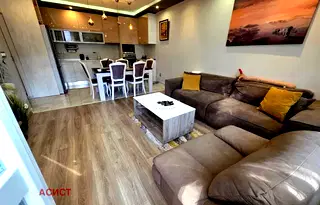 Тристаен апартамент с три тераси в Люлин 3, София