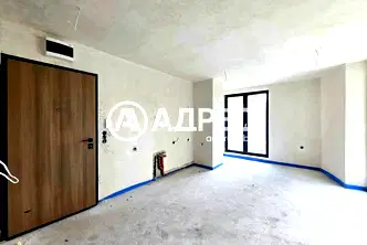 Едностаен апартамент с две тераси в Манастирски ливади, София