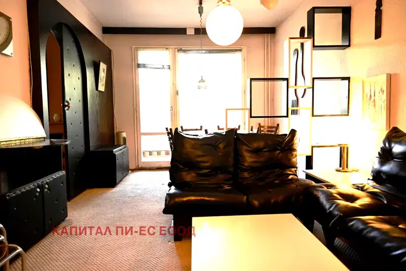 3-bedroom apartment in Sofiya, Mladost 1