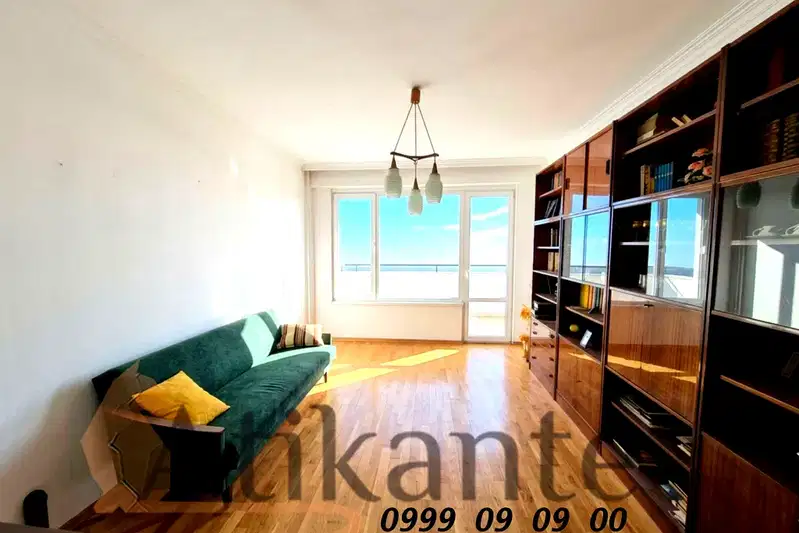 3-bedroom apartment in Sofiya, Mladost 1