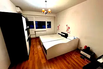 Тристаен апартамент в Младост 1 с отделна кухня и тераса