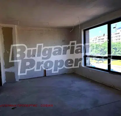 Снимка 2 — Двустаен апартамент в Младост 1А с балкон и асансьор