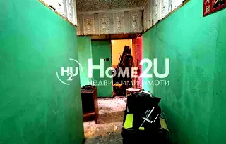 Двустаен апартамент в Надежда 4 с тераса и източно-западно изложение