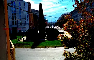 Тристаен апартамент с две спални в Оборище, София