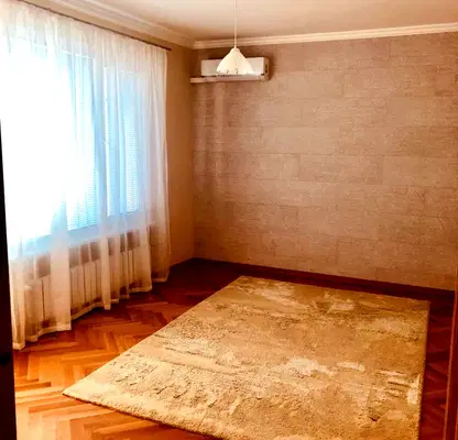 Снимка 4 — Тристаен апартамент с тераса в Оборище, София