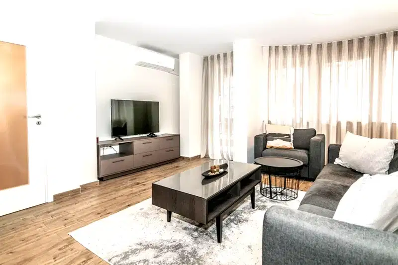 3-bedroom apartment in Sofiya, Oborishte