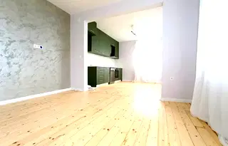 Тристаен апартамент с гараж в Орландовци, София