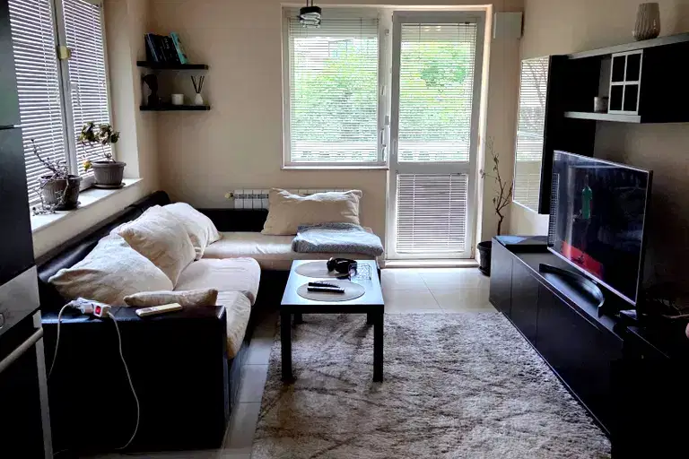 3-bedroom apartment in Sofiya, Pavlovo