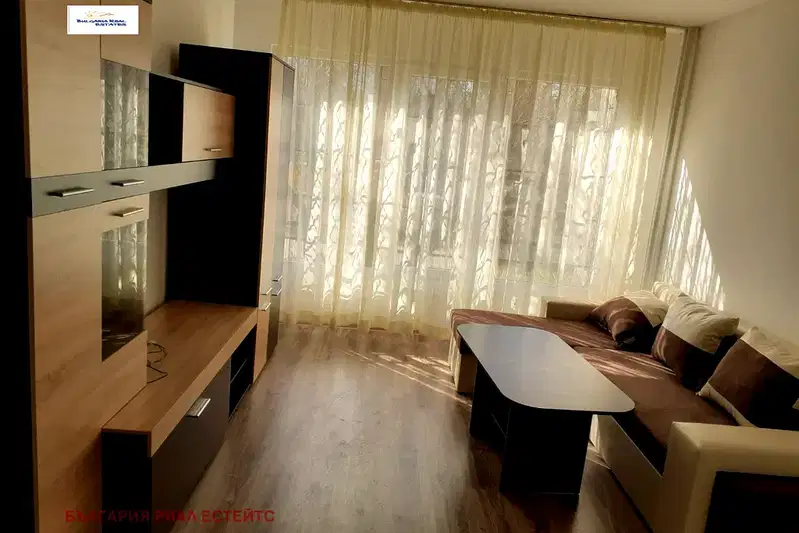 3-bedroom apartment in Sofiya, Slatina