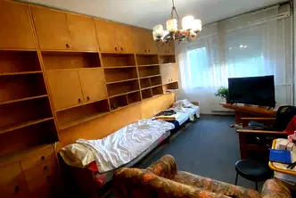 Тристаен апартамент в Слатина с югозападно изложение