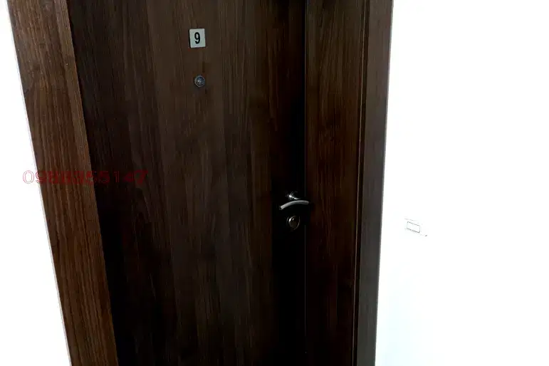 Three-room apartment with parking space in Studentski Grad, Sofia