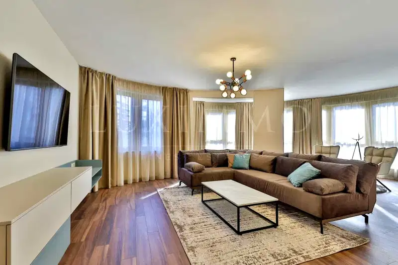 4-bedroom apartment in Sofiya, Studentski Grad