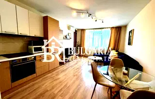 Двустаен апартамент в кв. Витоша с панорамна гледка