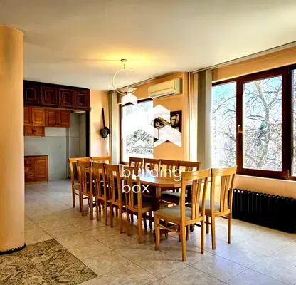Photo 3 — 4-bedroom apartment in Sofiya, Vitosha