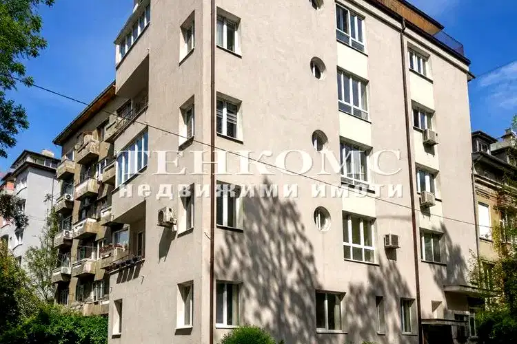 3-bedroom apartment in Sofiya, Yavorov