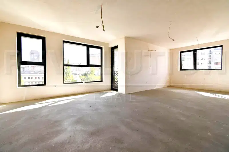3-bedroom apartment in Sofiya, Zona B-5