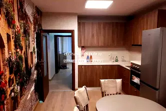 Тристаен апартамент с тераса в Зона Б-5, София