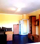 Тристаен апартамент в Зона Б-5 с източно изложение