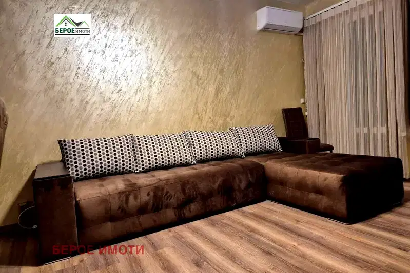 3-bedroom apartment in Stara Zagora, Centyr