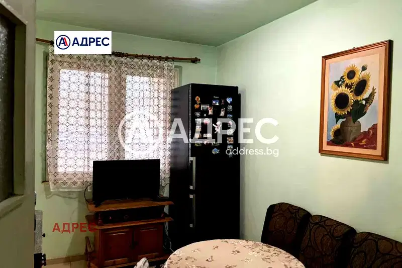 4-стаен апартамент в Автогара, Варна с две тераси