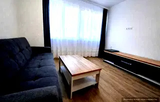 Двустаен апартамент в Базар Левски, Варна, на втори етаж