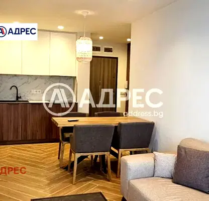 Снимка 4 — Тристаен апартамент с панорамна гледка в Бриз, Варна