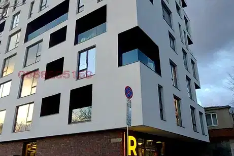 Двустаен апартамент с южно изложение в центъра на Варна