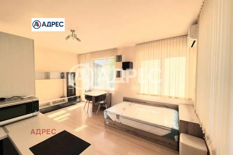 Едностаен апартамент 41 кв.м. във Варна, Цветен квартал с две тераси