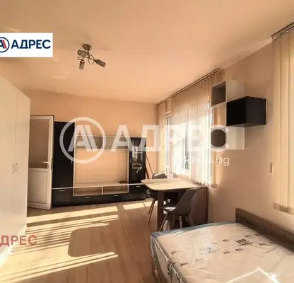 Снимка 5 — Едностаен апартамент 41 кв.м. във Варна, Цветен квартал с две тераси