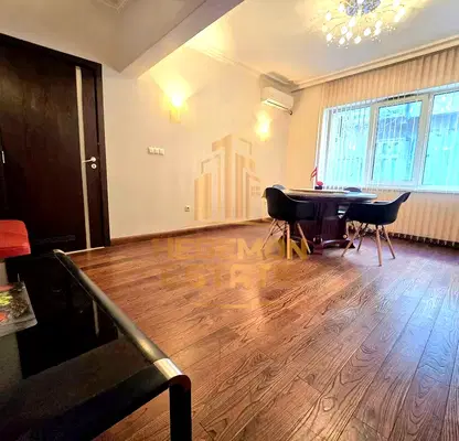 Снимка 4 — 3-стаен апартамент с два входа във Фестивален комплекс, Варна