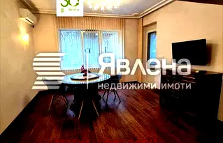 Тристаен апартамент с тераса във Фестивален комплекс, Варна