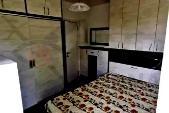 Тристаен апартамент в Гръцка махала с тераса във Варна