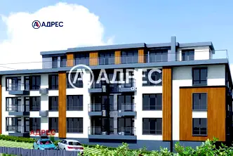 Двустаен апартамент в Изгрев, Варна с маза и асансьор
