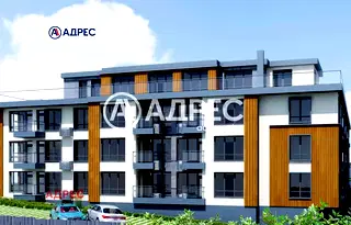 Тристаен апартамент в Изгрев, Варна с маза и асансьор