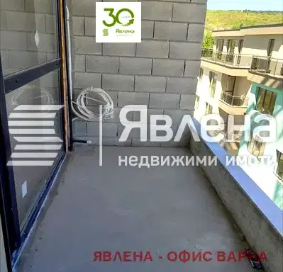 Снимка 3 — Двустаен апартамент с тераса в Кайсиева градина, Варна