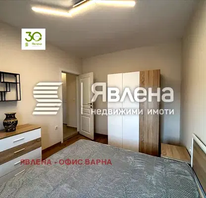 Снимка 5 — Двустаен апартамент с тераса в Колхозен пазар, Варна