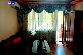 Двустаен апартамент с балкон в Колхозен пазар, Варна
