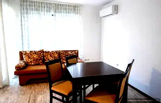 Двустаен апартамент в Колхозен пазар, Варна, на 2-ри етаж