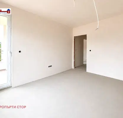 Снимка 3 — Двустаен апартамент в Левски 1, Варна с тераса